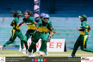 Rathnavali Balika Vidyalaya vs Anula Vidyalaya Cricket Match 2018 - Family Fashions (9)